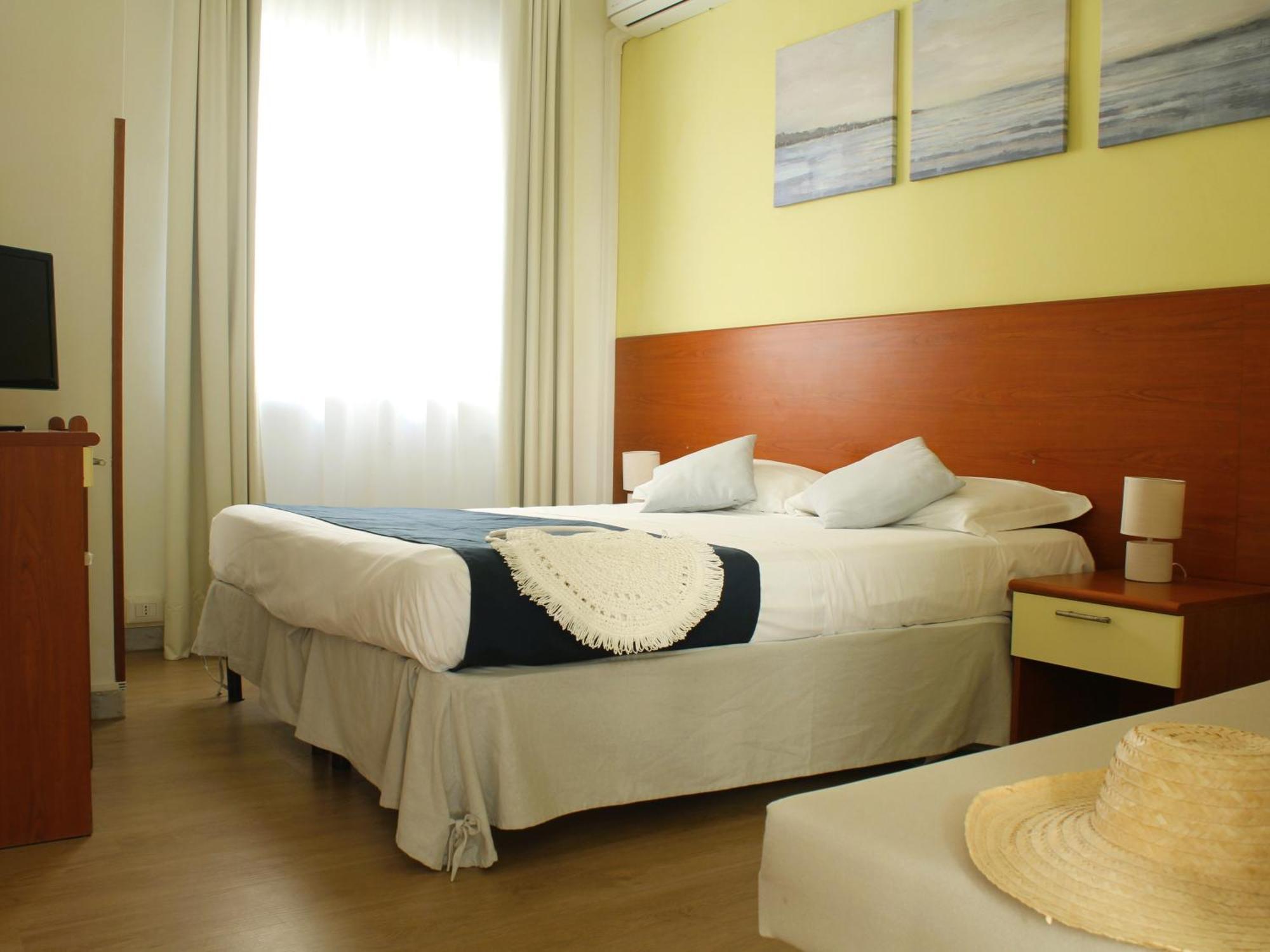 Hotel Panoramico Scauri  Exteriér fotografie